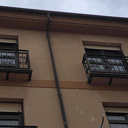 Apartamentos Viva León Esterno foto